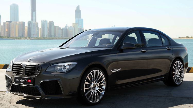 Ein Bündel an Attraktivitäten bietet der Tuner Mansory für den 7er von BMW.