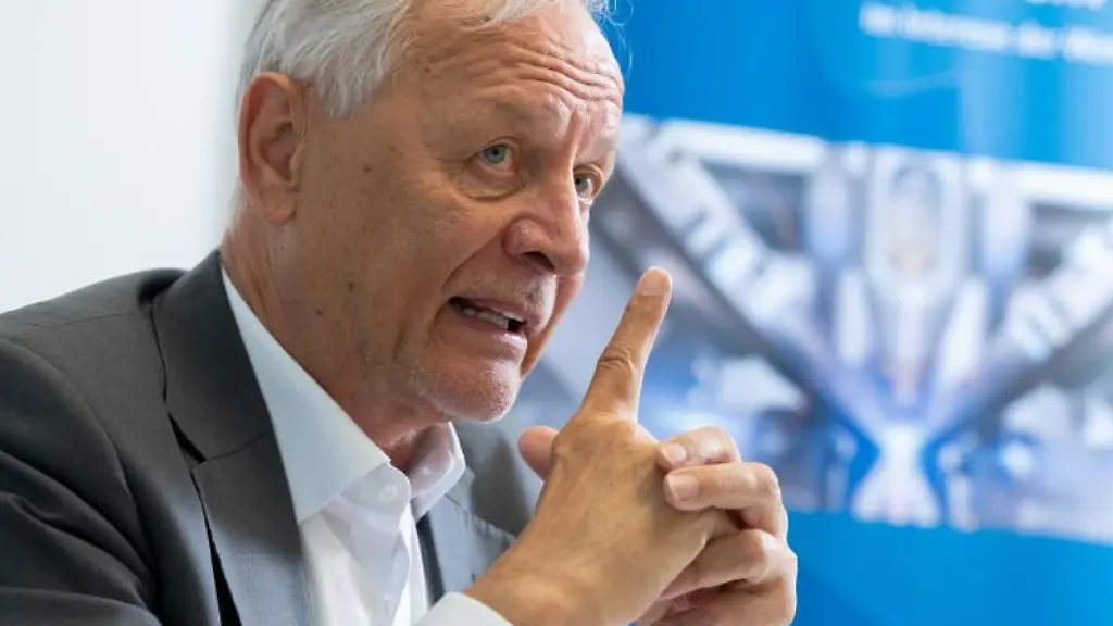 Wolfgang-Grenke-Praesident-des-Baden-Wuerttembergischen-Industrie-und-Handelskammertags-BWIHK