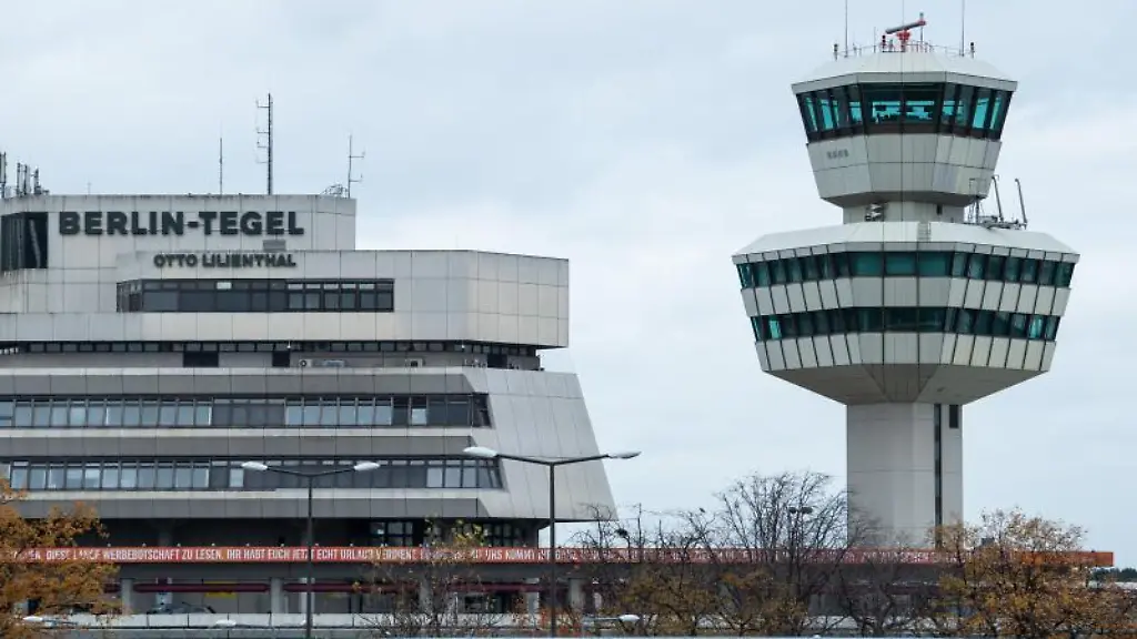 Blick-auf-den-ehemaligen-Flughafen-Tegel