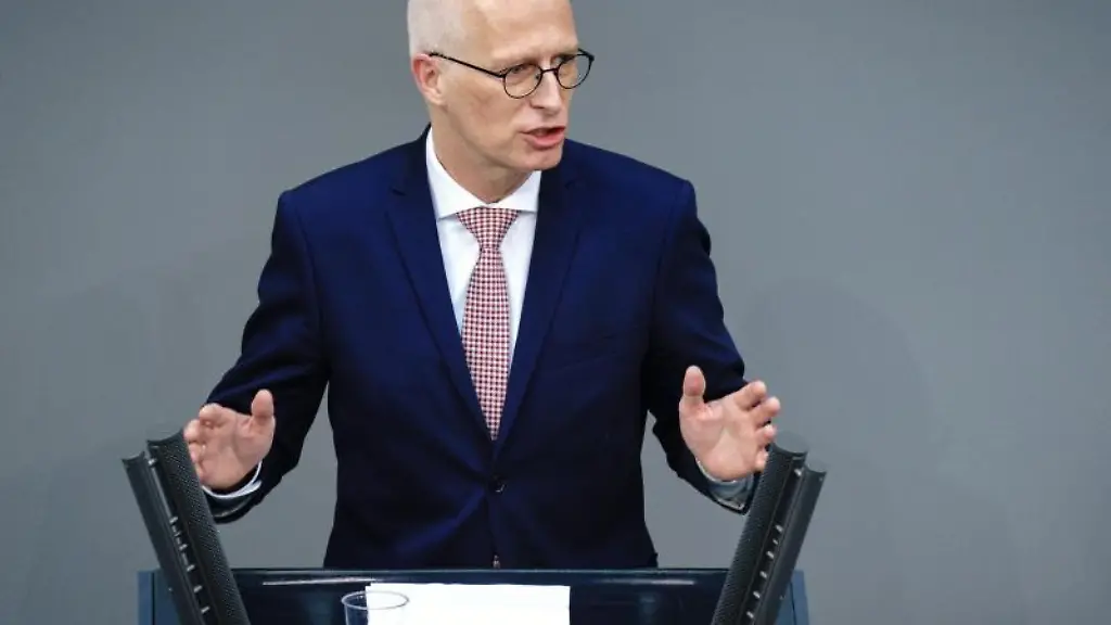 Peter-Tschentscher-SPD-spricht