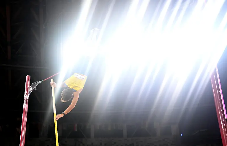 2021-08-03T132028Z-915882877-SP1EH831122E2-RTRMADP-3-OLYMPICS-2020-ATH-M-PLEVAULT-FNL