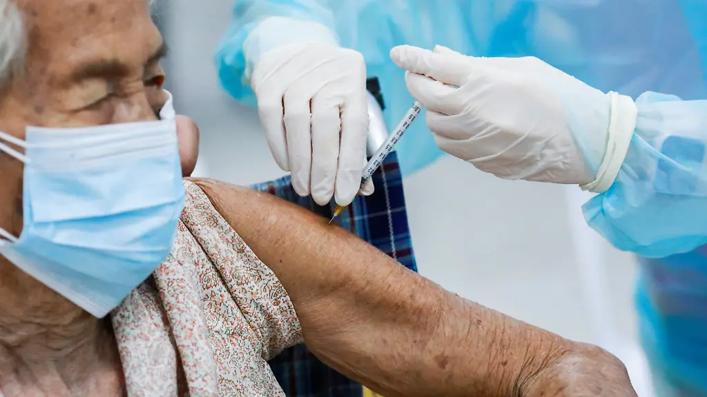 2021-07-26T100304Z-683360722-RC25SO9OIZCY-RTRMADP-3-HEALTH-CORONAVIRUS-THAILAND