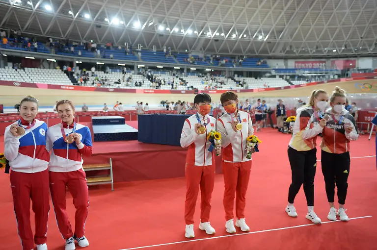 73a5bf79865244bf5d926cdba66ed9da