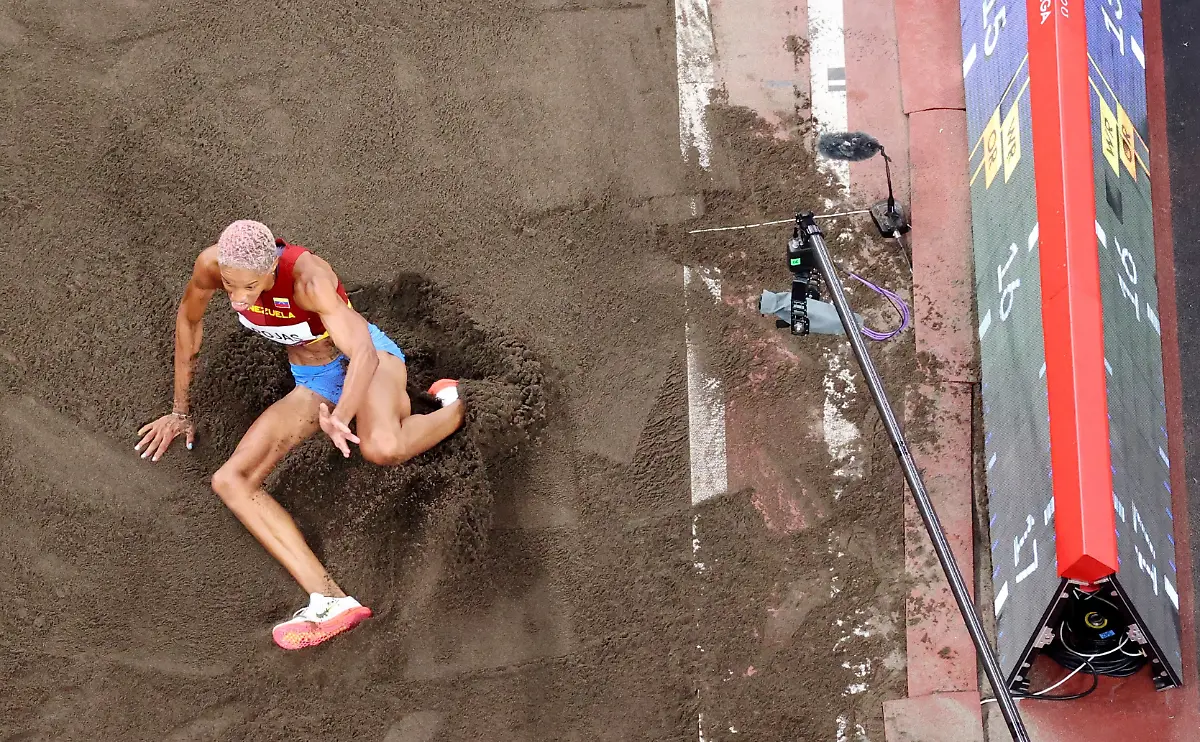 adb293fab350aa71b27445b0e77cbf77