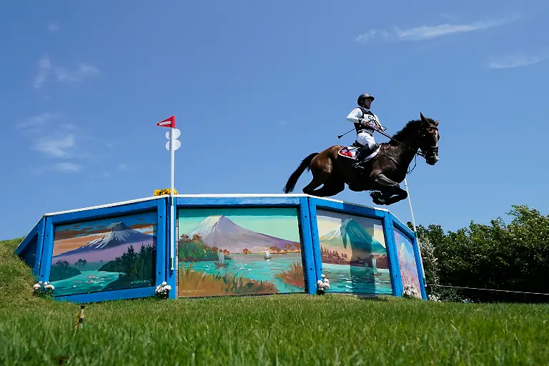 cf90b5f90357bd71ac03ea3f1f1c82a3