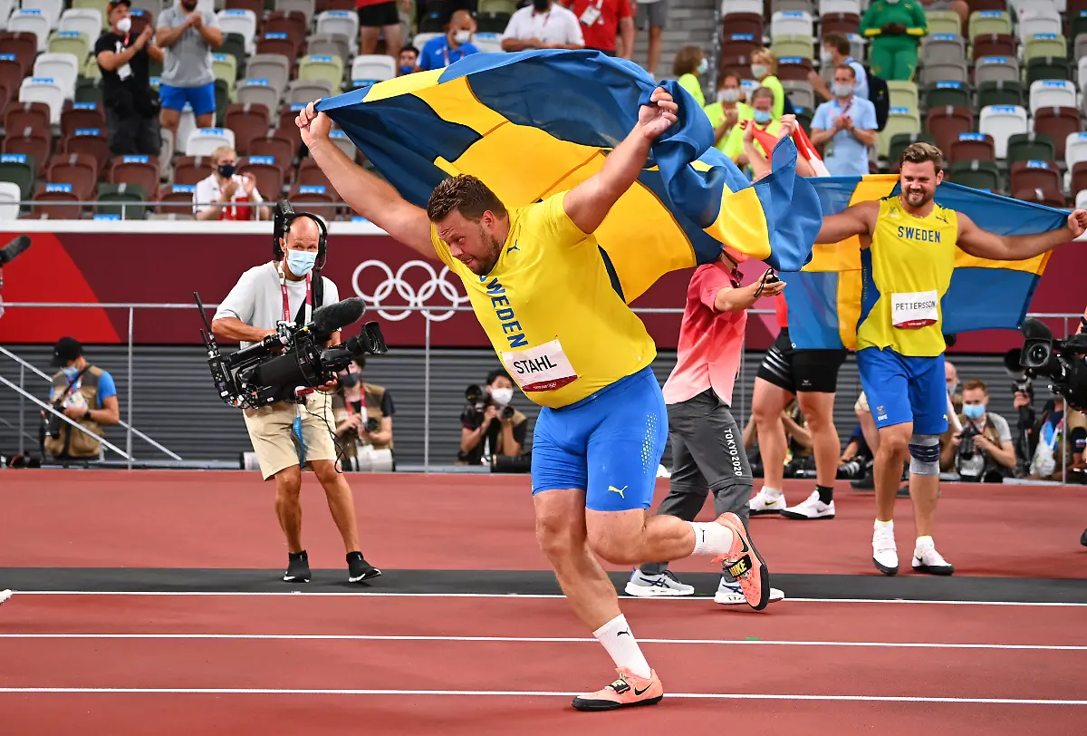 2021-07-31T123728Z-710243387-SP1EH7V0Z2BWJ-RTRMADP-3-OLYMPICS-2020-ATH-M-DISCUS-FNL