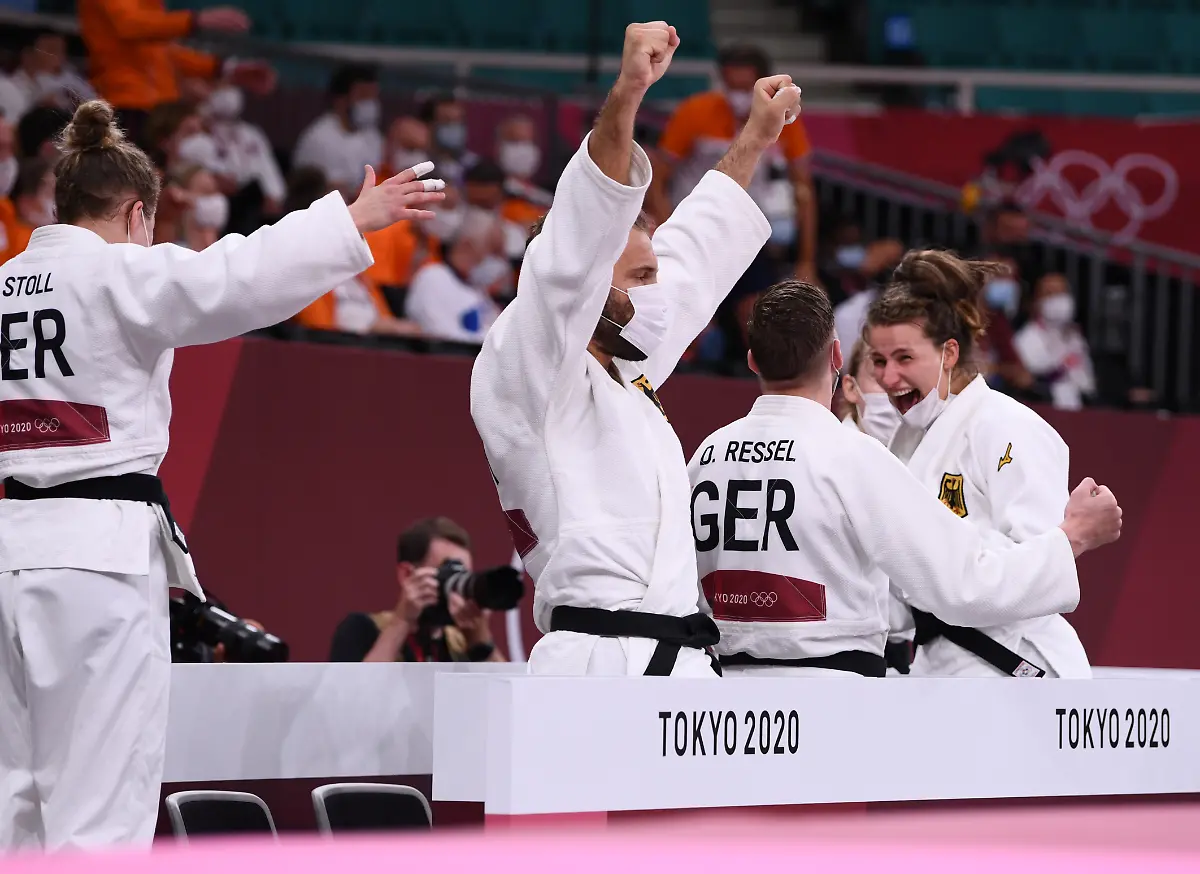 e7c2a9a45e85789b0a3e55b8c4426083