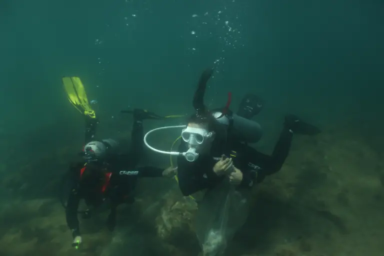 2021-03-22T132341Z-966203515-RC2DGM9B47QG-RTRMADP-3-WATER-DAY-BRAZIL-OCEAN-CLEANUP