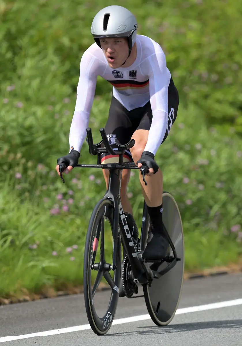 bd79ccf03a32807e7269ce41a8bbd6ac