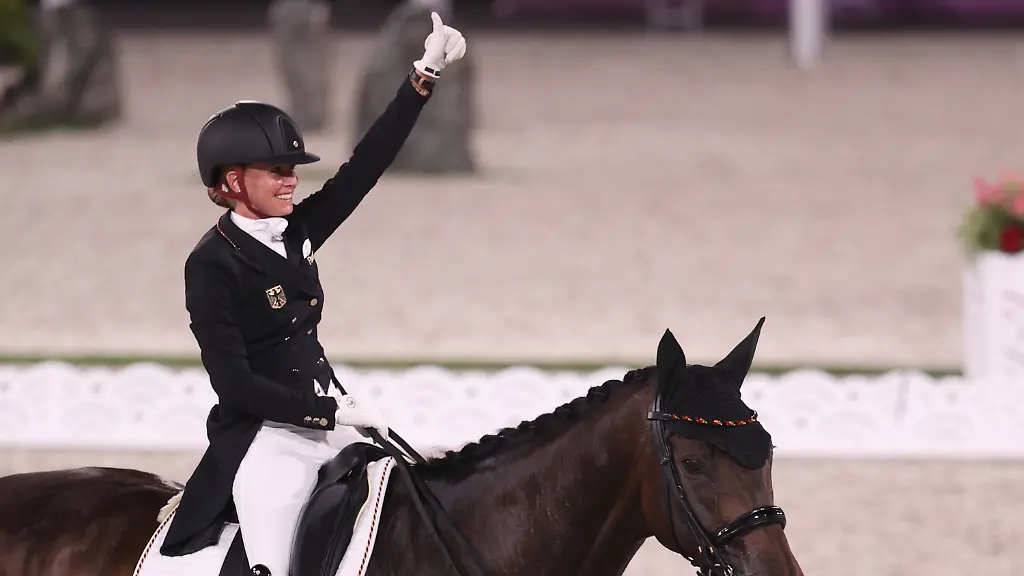 a98084ee265cf395a3a5449a377744e1