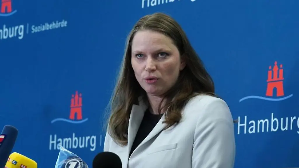 Melanie-Leonhard-SPD-gibt-ein-Pressestatement