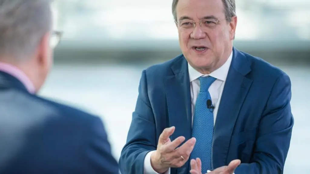 Armin-Laschet-spricht