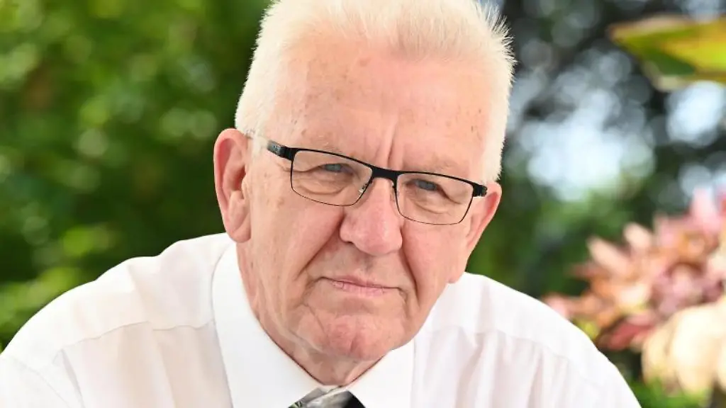 Winfried-Kretschmann-Buendnis-90-Die-Gruenen-Ministerpraesident-von-Baden-Wuerttemberg