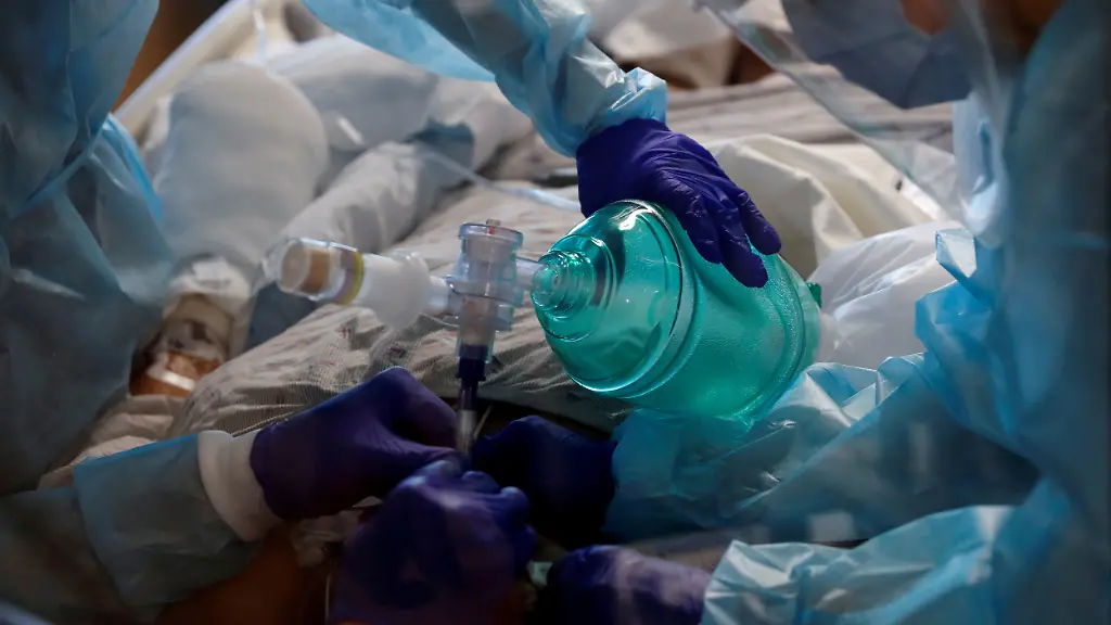 2021-07-18T162446Z-59975849-RC24NO909PRP-RTRMADP-3-HEALTH-CORONAVIRUS-USA