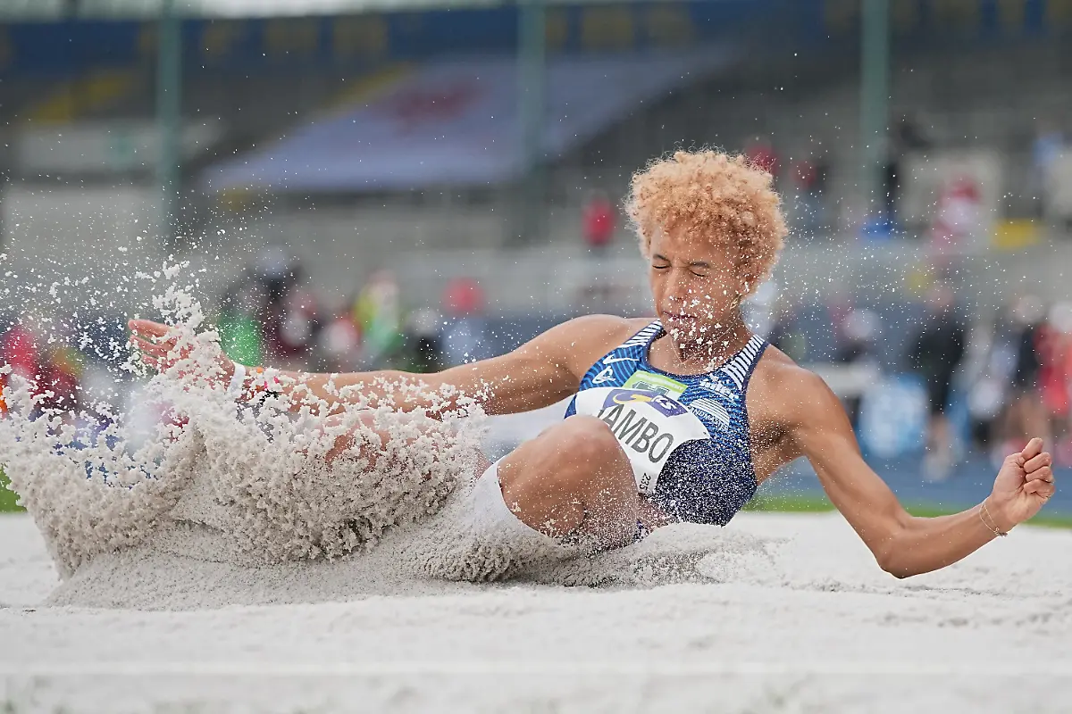 4daf5b1ad70c5e0d10f5b5da0185d300