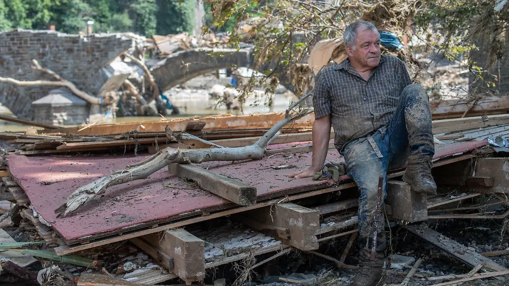 334dd822407e8f76602f8c37f0be3381