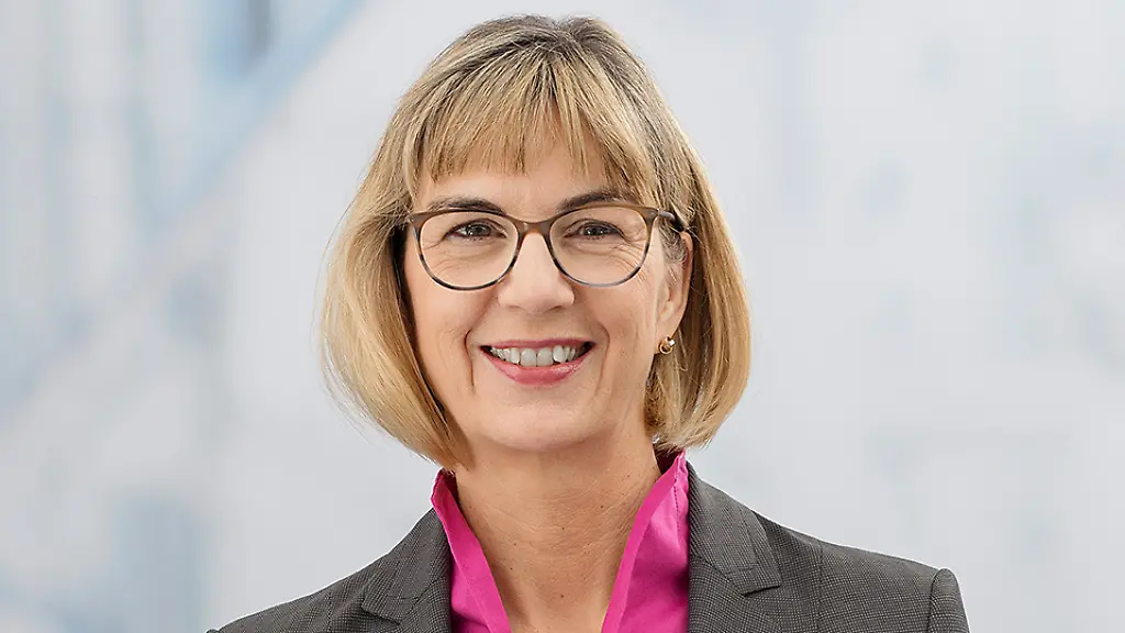 Johna-Susanne-Dr-1200x675-72dpi