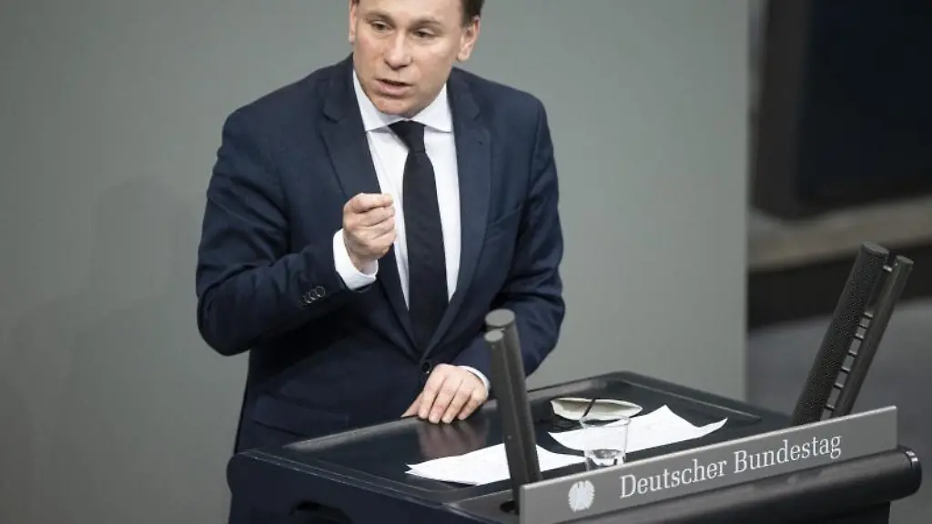 Volker-Ullrich-CDU-spricht