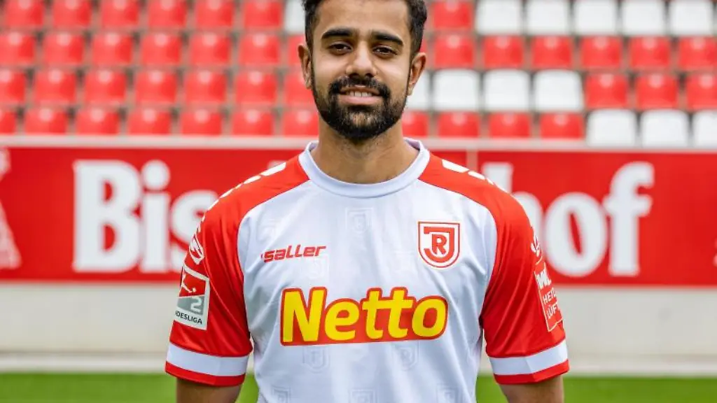 Sarpreet-Singh-beim-Fototermin