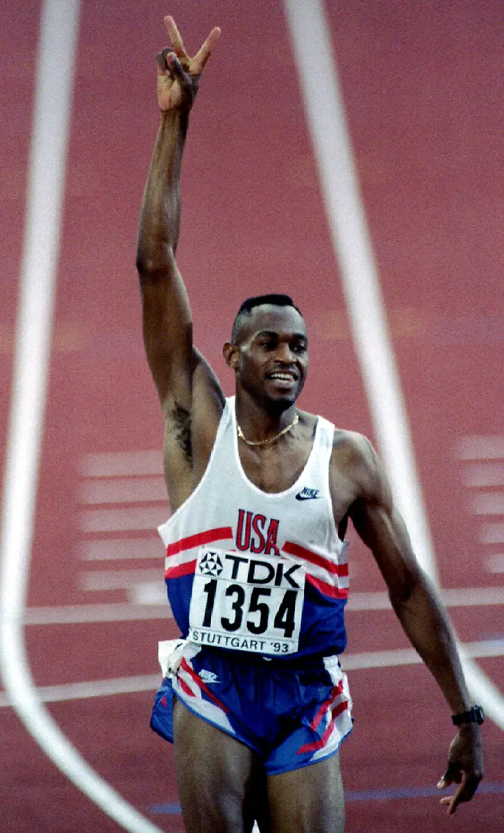 1993-08-19T120000Z-1020414678-PBEAHUNJWAK-RTRMADP-3-ATHLETICS