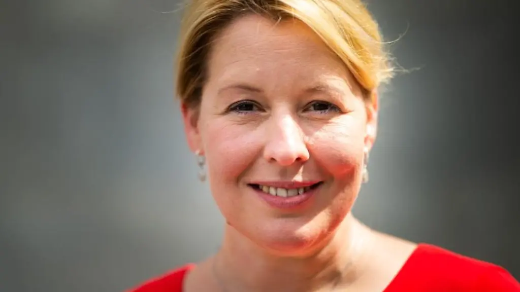 Franziska-Giffey-SPD-Spitzenkandidatin-der-SPD-fuer-die-zum-Abgeordnetenhaus-Berlin-im-September