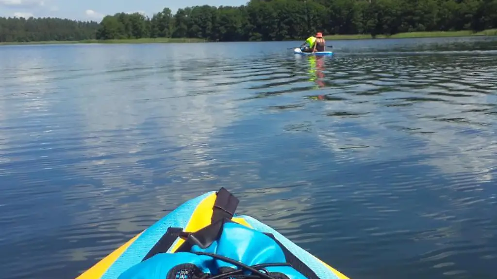 Wassersportler-auf-dem-Dranser-See-in-Brandenburg