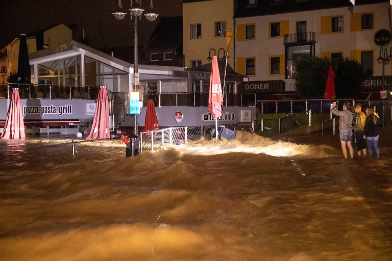 2af6850328f79aaf18f41d3bc815c71c