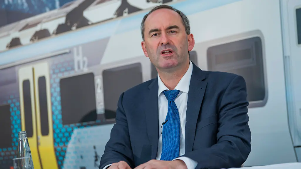 9f7c391d40254e80c1475951514a80a1