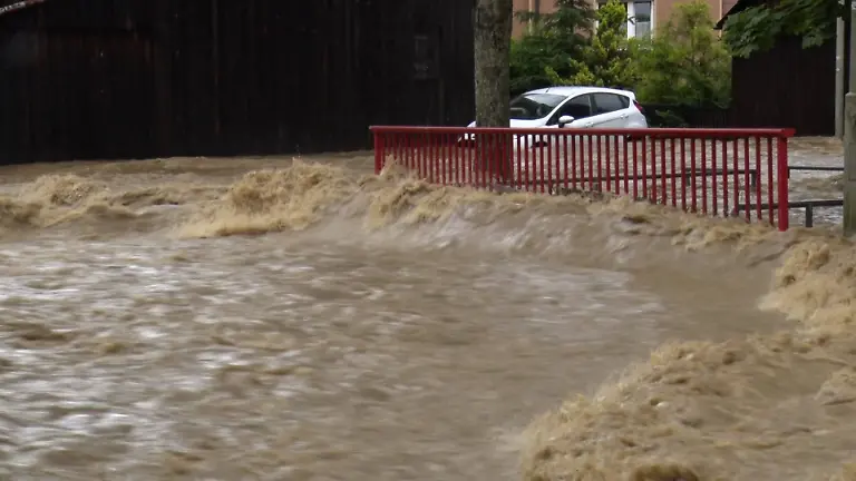 c04ac0bebf4c6d7daaa54f6f763b24db