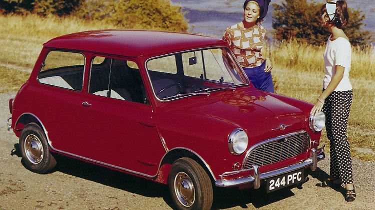 Der Mini war nicht der erste Kleinwagen mit Frontantrieb, aber sicher einer der berühmtesten. 