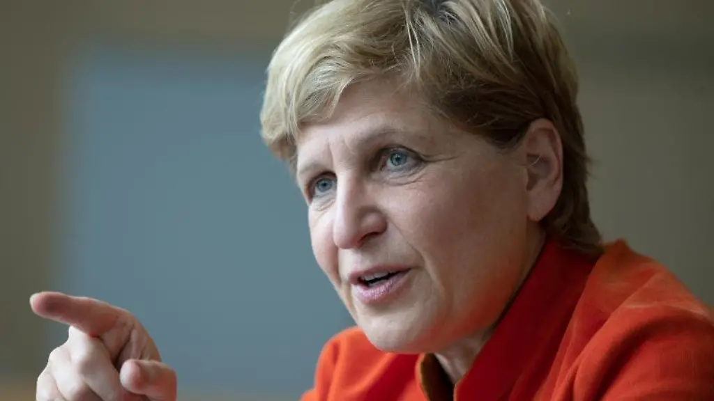 Nicole-Razavi-CDU-baden-wuerttembergische-Ministerin-fuer-Wohnen-und-Landesentwicklung