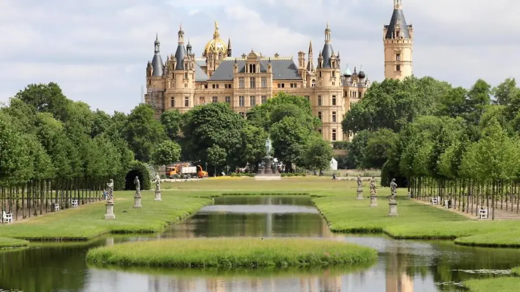 Das-Schweriner-Schloss