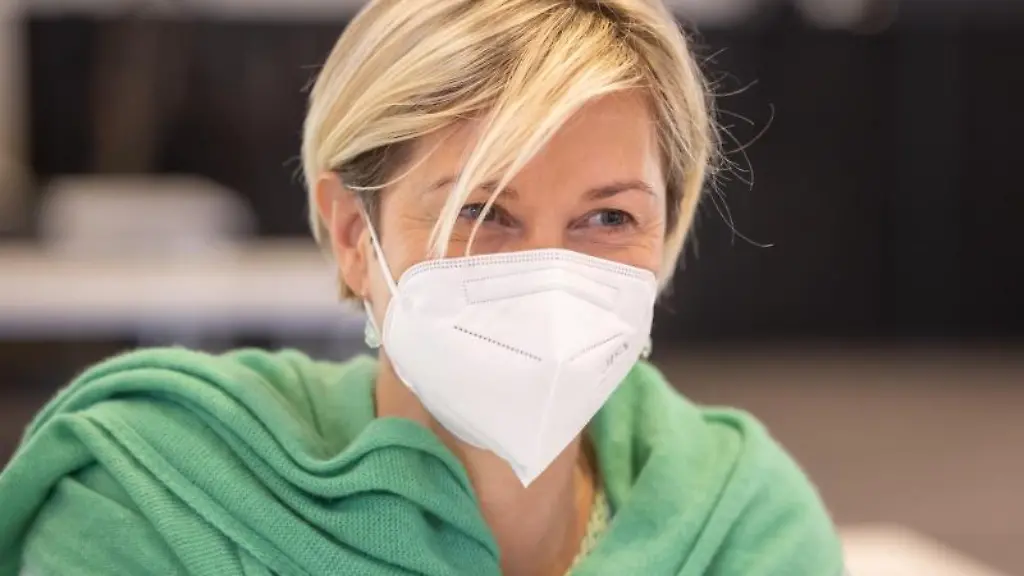 Cornelia-Klisch-SPD-mit-Mundschutz