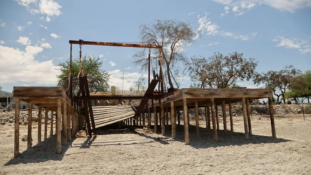 57d783c4ebba8d749786c896c898a951