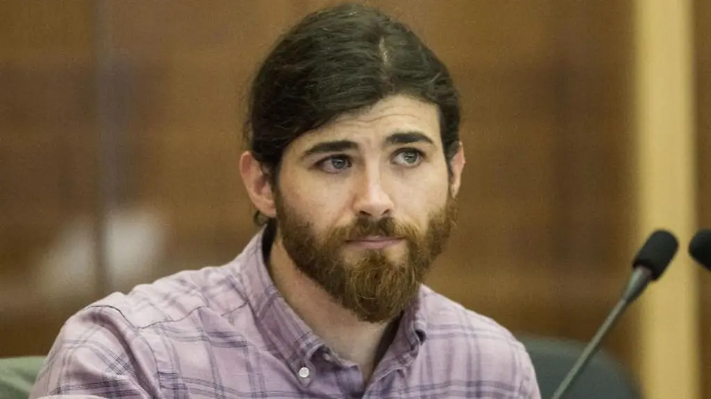 Der-Angeklagte-Franco-A-sitzt-im-Oberlandesgericht-OLG-Frankfurt