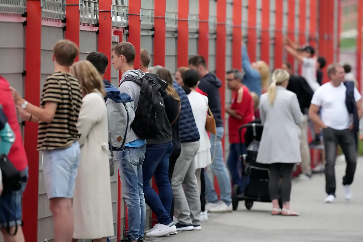 c6911d5ecbfdc7449e1ebede687a5668