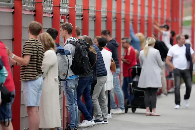 c6911d5ecbfdc7449e1ebede687a5668