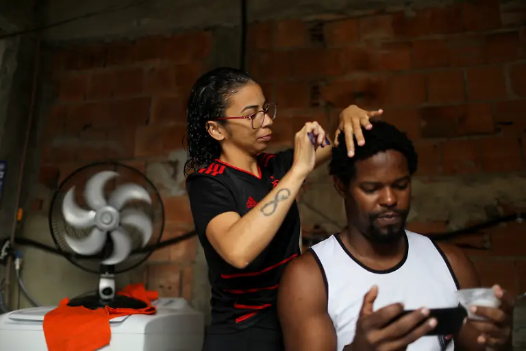 Studium-und-Haareschneiden