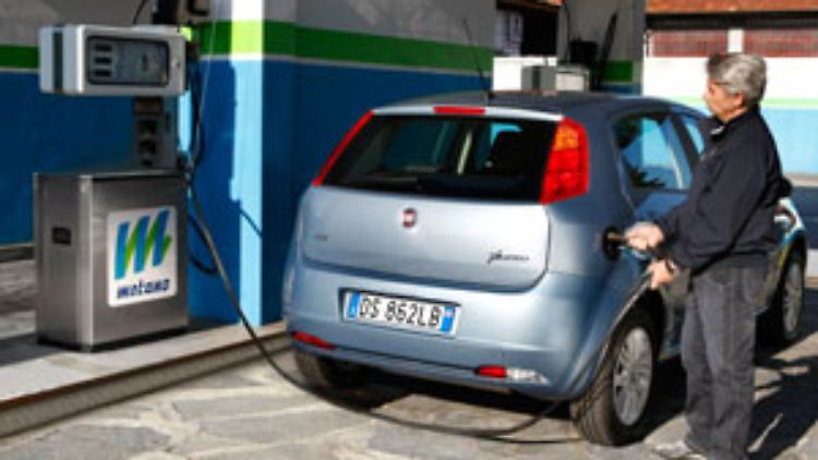 Mit dem Erdgasantrieb Power Natural im Fiat Grande Punto soll die Euro-5-Norm erfüllt werden.