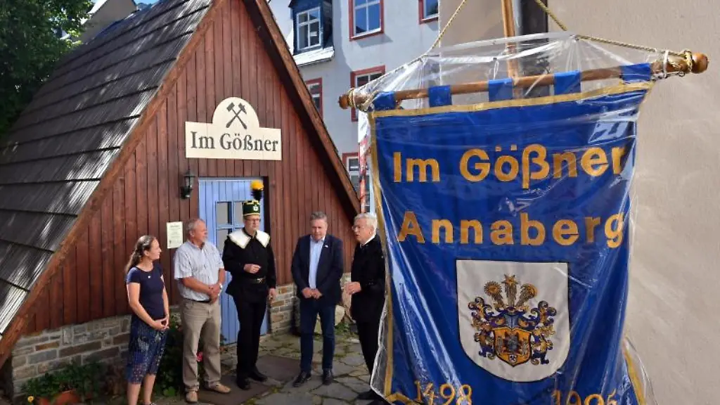 Der-Eingang-ins-historische-Silberbergwerk-Im-Goessner-das-zwischen-1500-und-1510-in-Betrieb-genommen-wurde