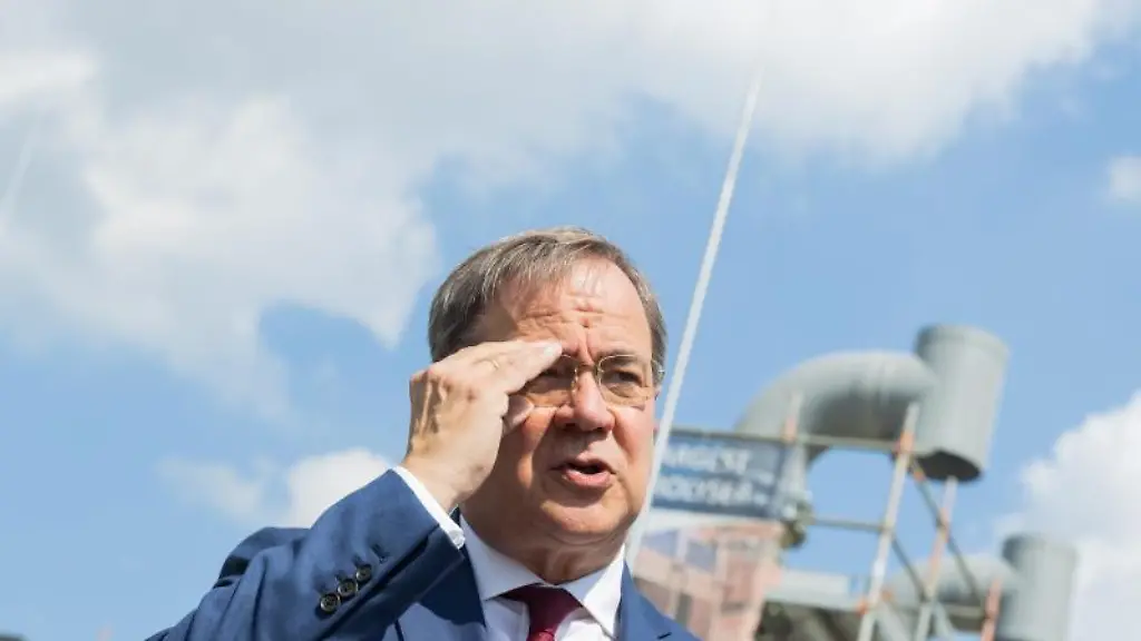 Armin-Laschet-Ministerpraesident-von-Nordrhein-Westfalen-und-Bundesvorsitzender-der-CDU