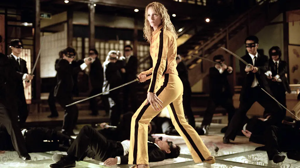 Beim-Dreh-konnte-sich-die-Schauspielerin-Uma-Thurman-erst-gar-nicht-mit-dem-gelben-Trainingsanzug-aus-Kill-Bill-anfreunden-Der-Look-ist-jedoch-schon-laenger-Kult