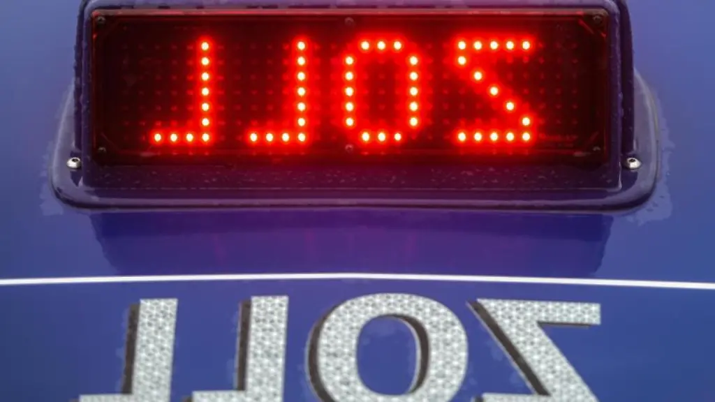 Der-Hinweis-Zoll-erscheint-spiegelverkehrt