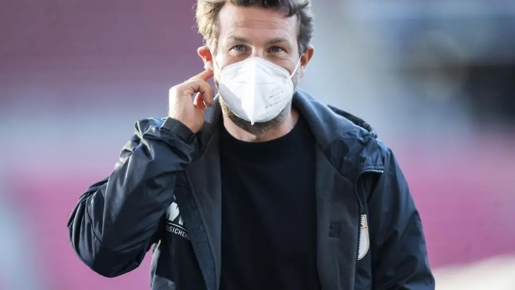 Augsburgs-Trainer-Markus-Weinzierl