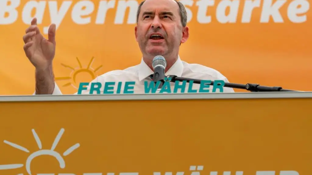 Hubert-Aiwanger-Staatsminister-fuer-Wirtschaft-Landentwicklung-und-Energie-von-Bayern