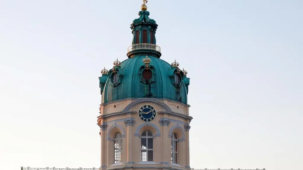Das-Dach-des-Schloss-Charlottenburg