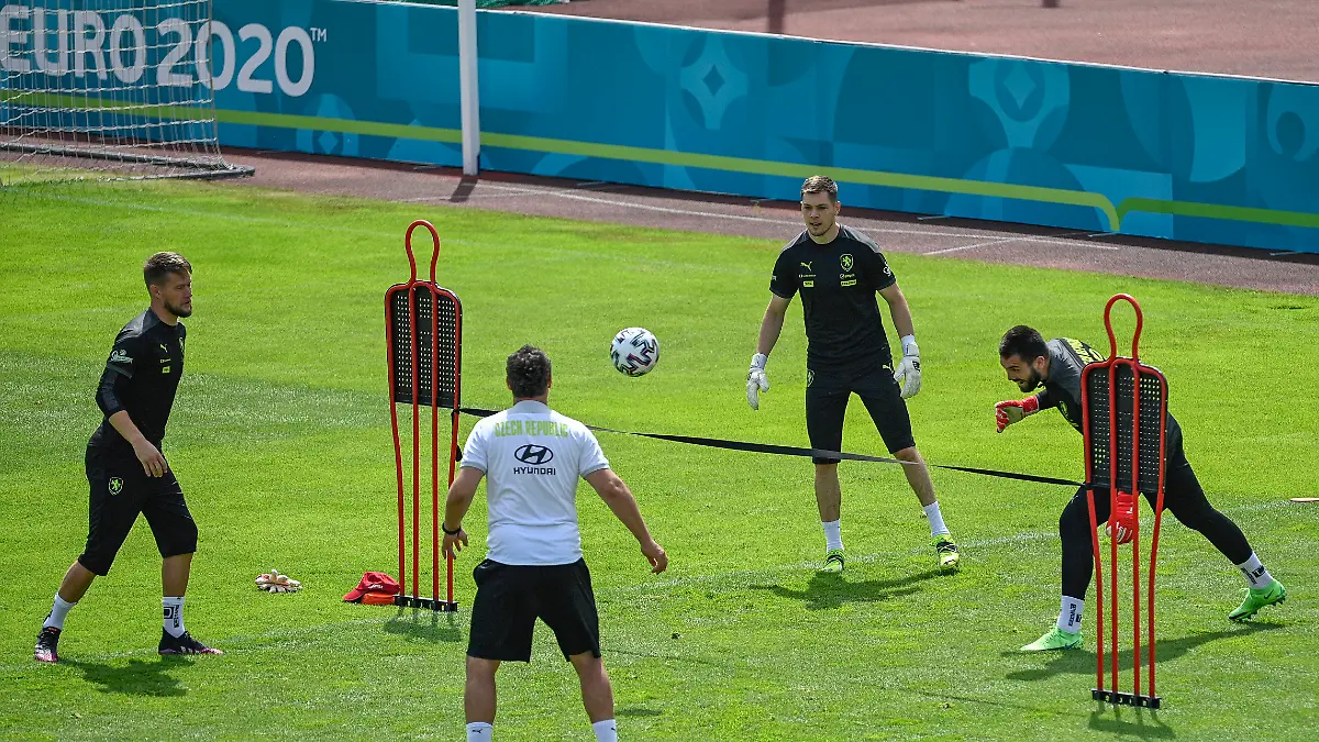 d1be6726e876fc6813b9f46255408616