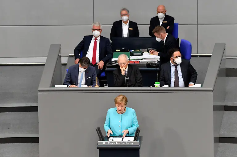 771de4dd587ea76aa399502c67a18e09