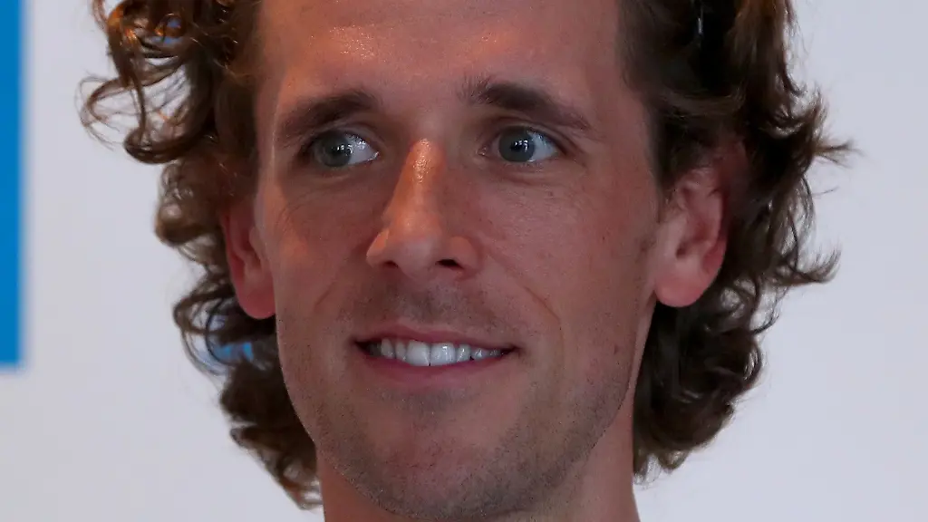 face04baab579360bef94675c438d547