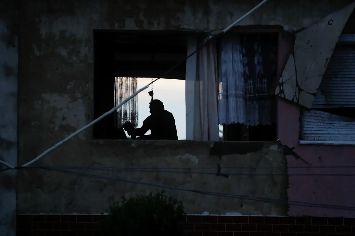 2021-06-25T025814Z-1045906903-RC2E7O9DFSAL-RTRMADP-3-CZECH-WEATHER-TORNADO